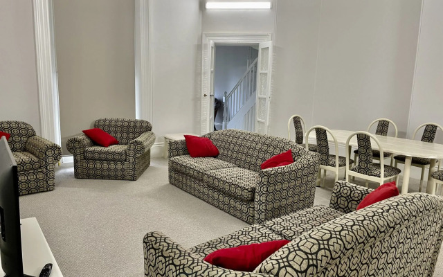Seafield Tower Glenelg Apartment no 4