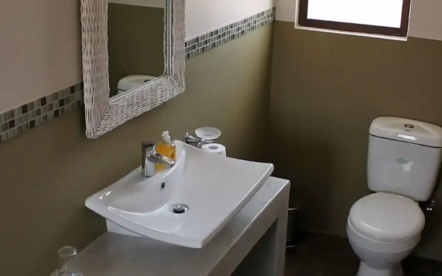 Uukwaluudhi Safari Lodge