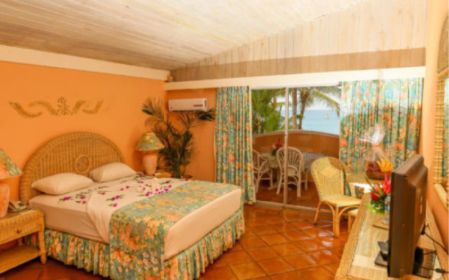 Coco Reef Resort and Spa