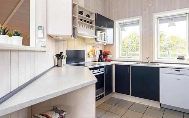 10 Person Holiday Home in Rudkobing-by Traum