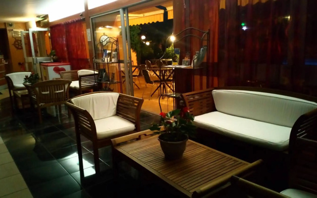 Brit Hotel Confort Helios Agde