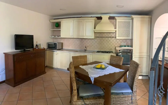 Annygiò House - De Vivo Realty