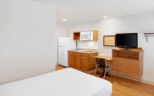 WoodSpring Suites College Station