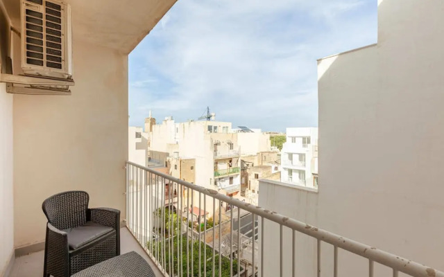 Brand new 1BR in Central Malta