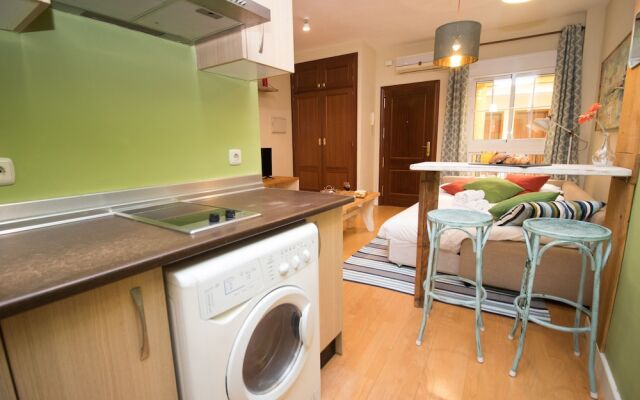 New Wood Studio Plaza la Merced