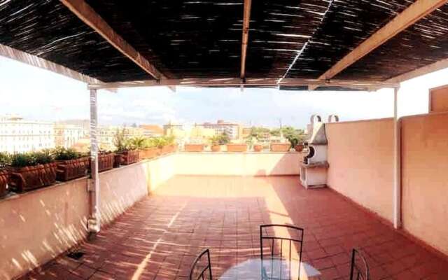 penthouse Papavero int21