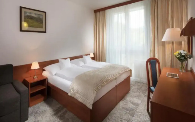 Pinia Hotel & Resort