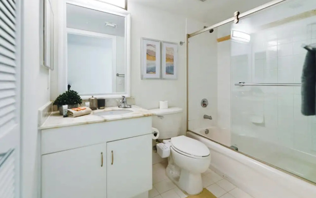 Direct Ocean View 3Br at Brickell