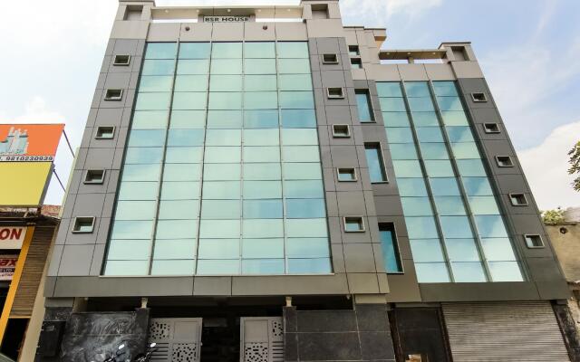OYO Townhouse 401 Pantao Stays 03