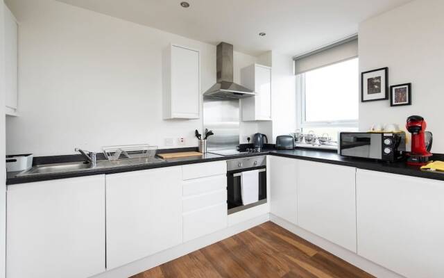 Bright and Homely 2BR Flat in Old Trafford