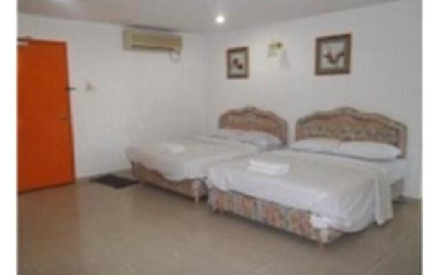 OYO 90494 Sam Huat Hotel