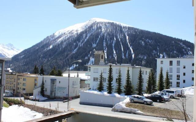Barga Studios & Apartments