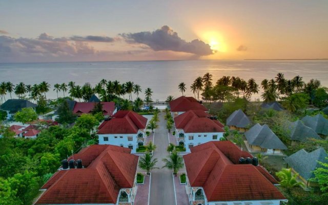 Sunny Palms Beach Bungalows