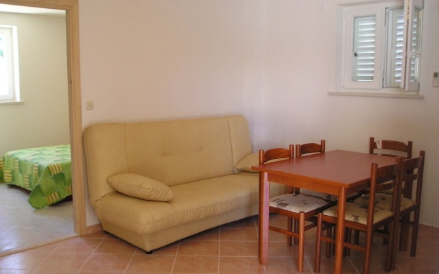 Villa Vanda Seafront Apartments