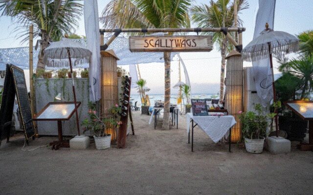 Scallywags Resort