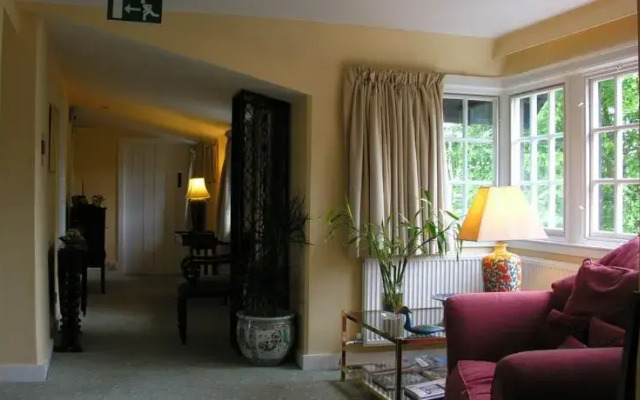 Skirling House