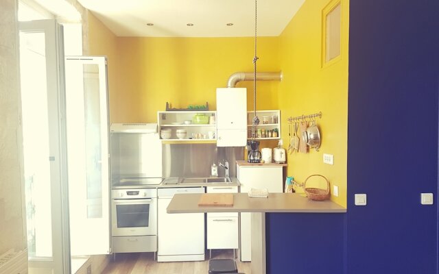 Joli nid douillet proche gare