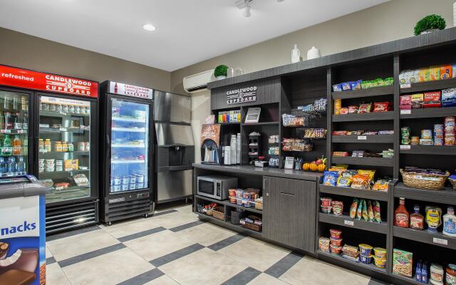 Candlewood Suites Bowling Green by IHG