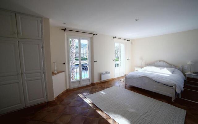 Villa le Roi Soleil