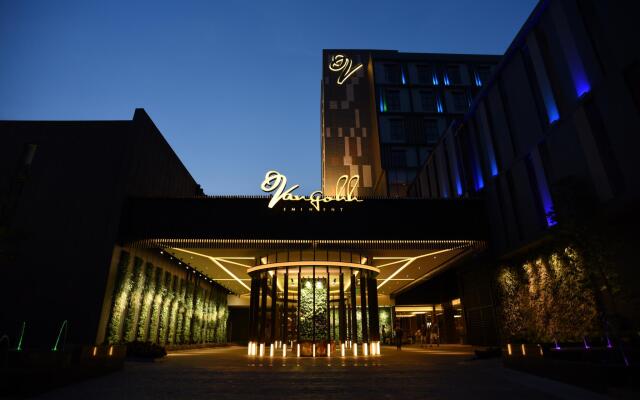 Vangohh Eminent Hotel & Spa