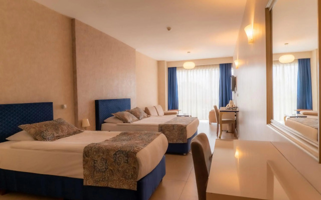 Grand Karot Otel