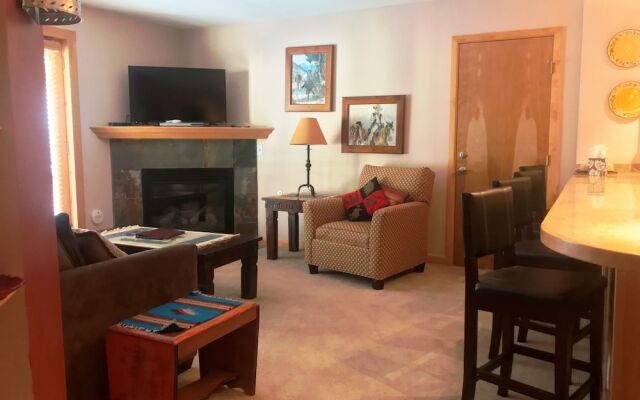 Snakedance Condominiums