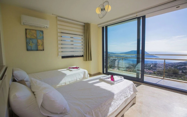 Villa Merak by Akdenizvillam