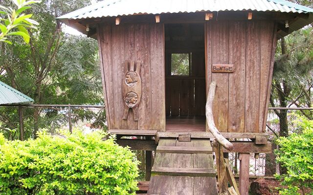 Pine Breeze Cottages