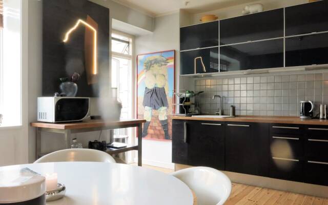 Apartment close to Metro 1392-1