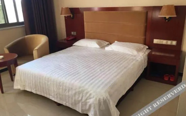 Rongcheng Maofeng Holiday Hotel