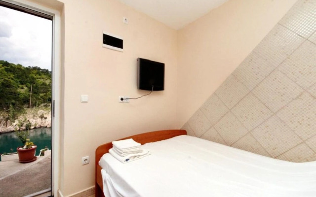 Bernardica - on Cliffs Above sea - H