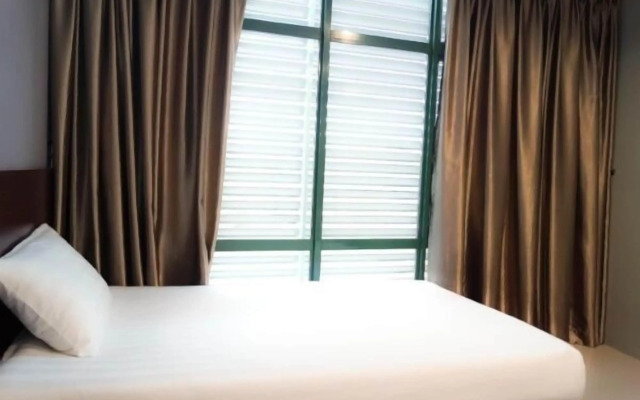 One Point Hotel - RH Plaza