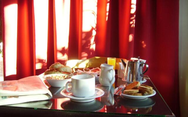 Hotel de Cine Las Golondrinas