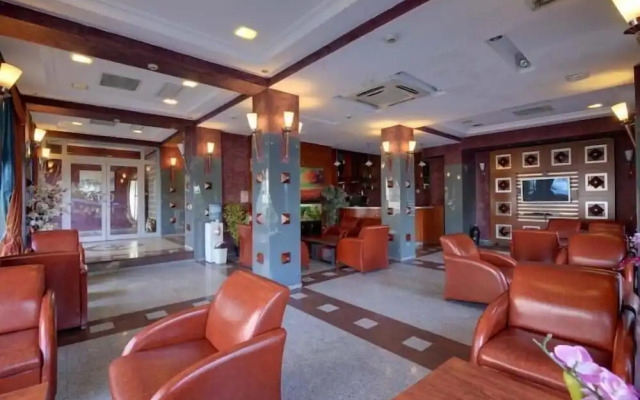 Hotel Elegances Heykel