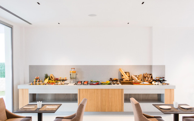 Petit Sagitario ( Only Adults )