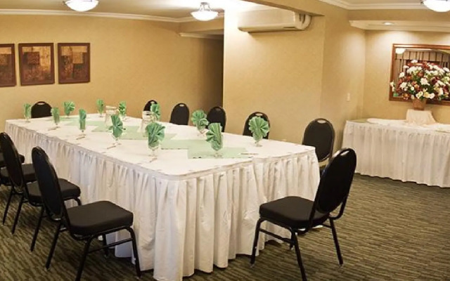 Accent Inns Vancouver Airport