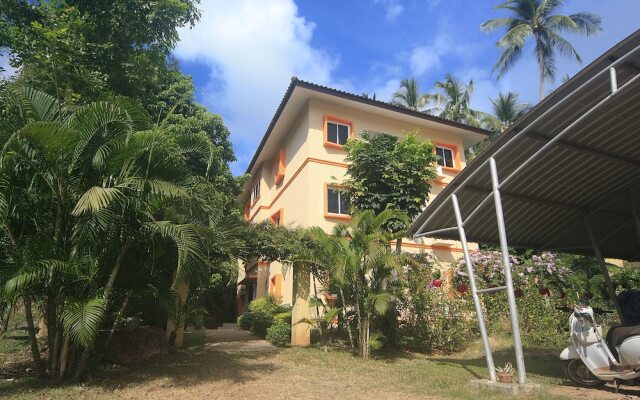 Chom Samui Place