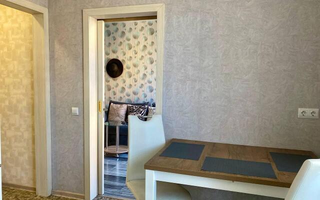 Apartment Kantiata Neuhausen on Krakow Boulevard