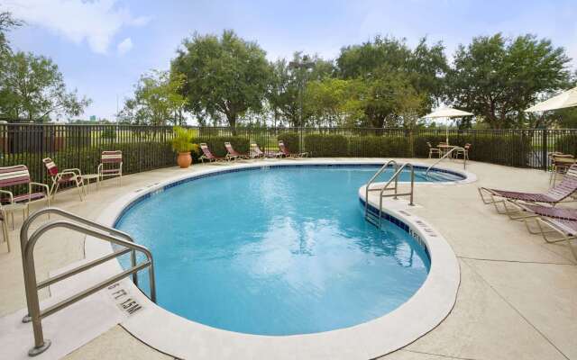 Ramada by Wyndham Suites Orlando Airport