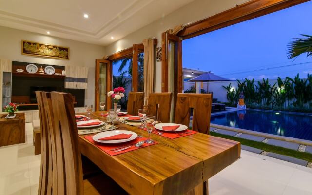 Villa Banyu Riris