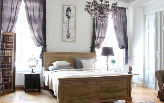 Leon Apartment