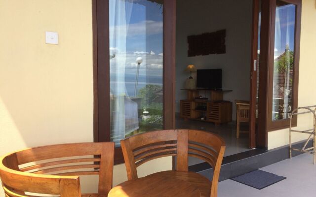 Lembongan Cliff Villas