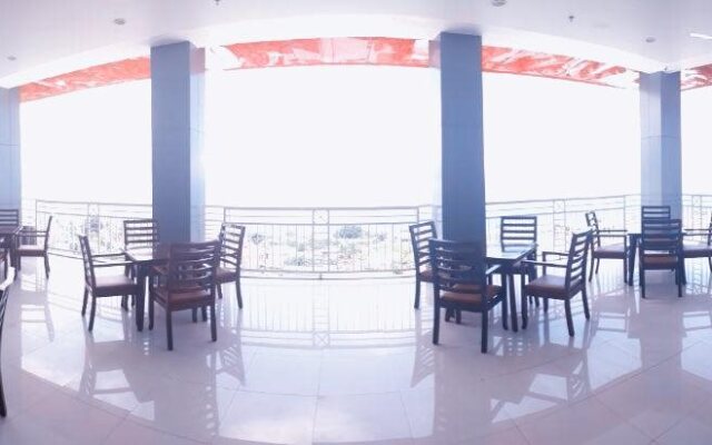 Hotel Santika Luwuk - Sulawesi Tengah