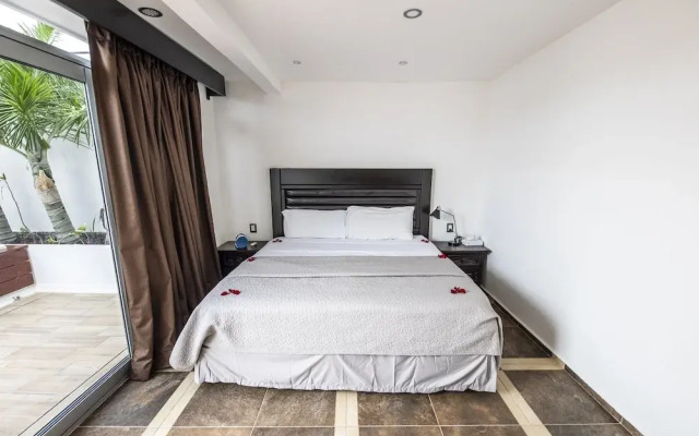 Penthouse Beach Holiday Private Jacuzzi Bbq Family Friendly Maid Service