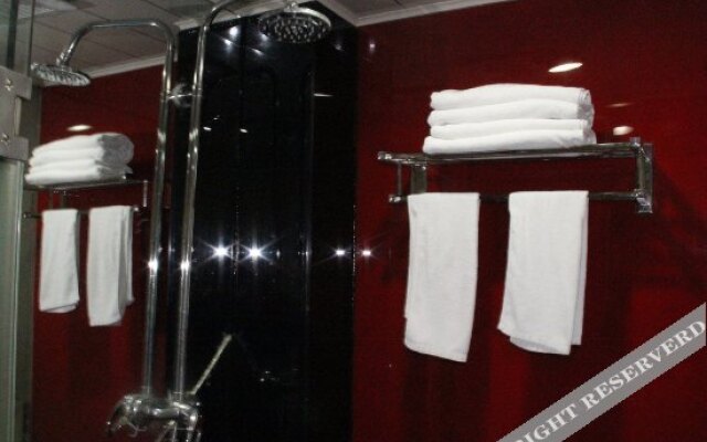 Xilong Hotel (Harbin Central Avenue Children's Hospital)
