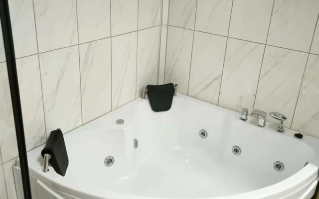 RZA Business Hotel