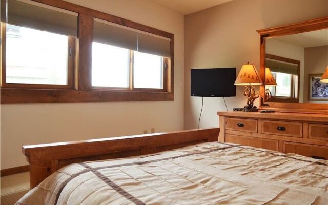 Sundowner II Unit 324 by RedAwning