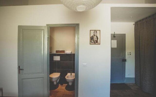 Acquapietra Guesthouse