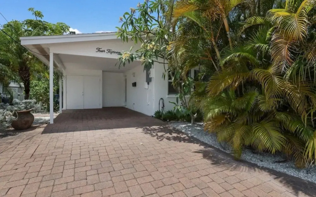Watercolor Palms 2 Bedroom Villa by RedAwning