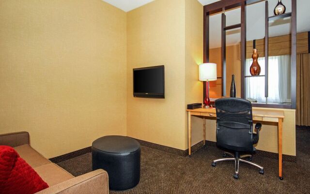 Cambria Suites Akron/Canton Airport